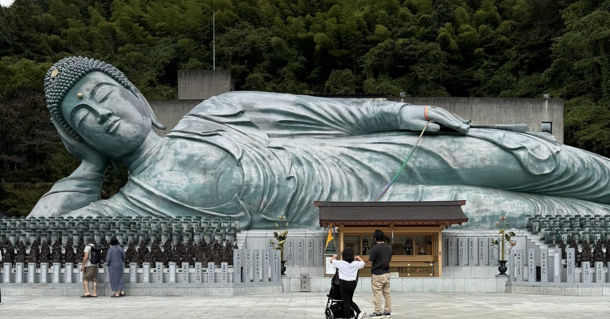 The 41 m bronze reclining Buddha at Nanzoin in Sasaguri